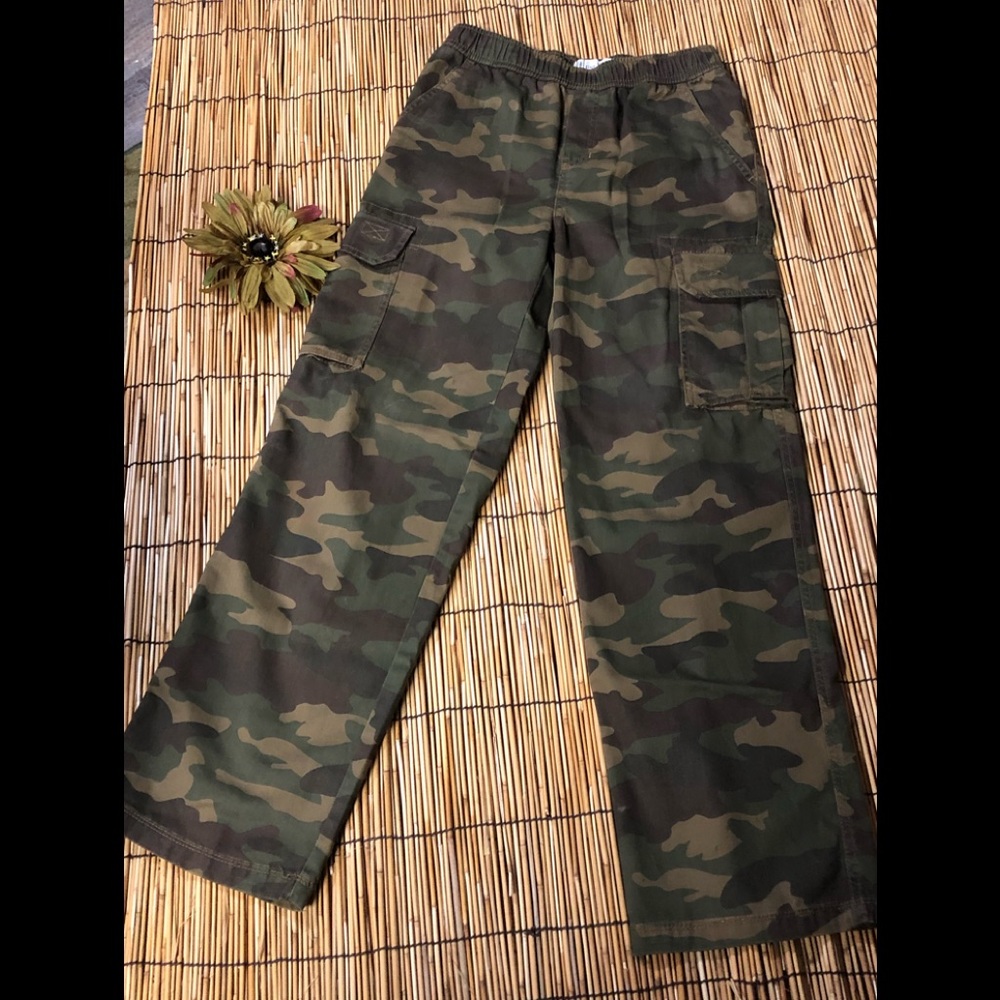 EST 1989, Handcrafted Series- Fatigue print Cargo Pant size 14 (girl)